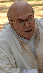 In foto Pierfrancesco Favino (57 anni) Dall'articolo: Podio tutto italiano al Box Office: Hammamet al 3� posto incassa ben 586mila euro.