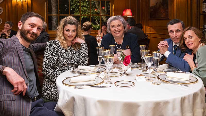 A casa tutti bene - La serie