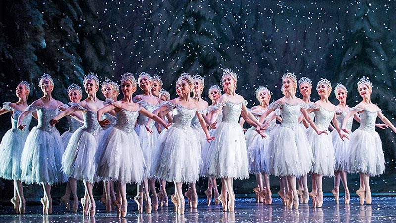 The Royal Ballet | lo Schiaccianoci